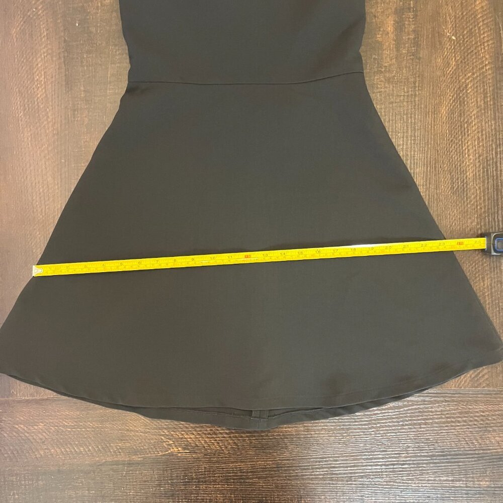 Lucy & Co Black V-Neck Dress Size M With Cute Back - Picture 6 of 10